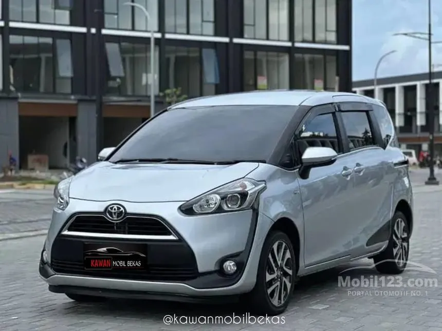 Jual Mobil Toyota Sienta 2017 V 1.5 di DKI Jakarta Automatic MPV Silver Rp 160.000.000