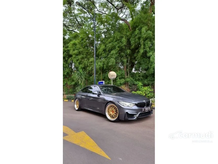 Jual Mobil BMW M4 2014 3.0 di DKI Jakarta Automatic Coupe Abu