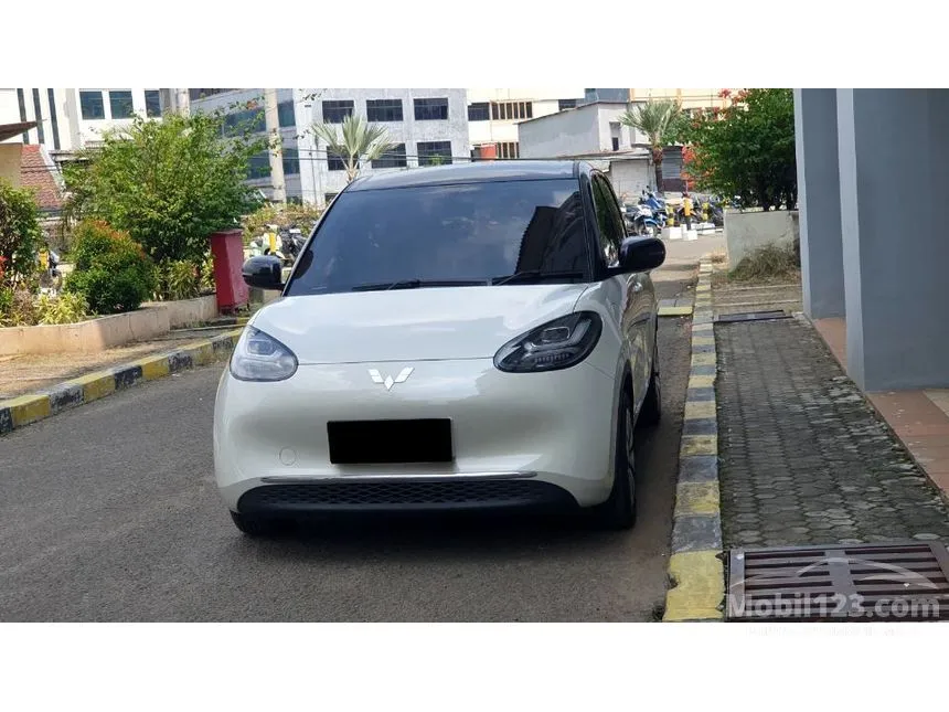 2025 Wuling Binguo EV Pro Hatchback