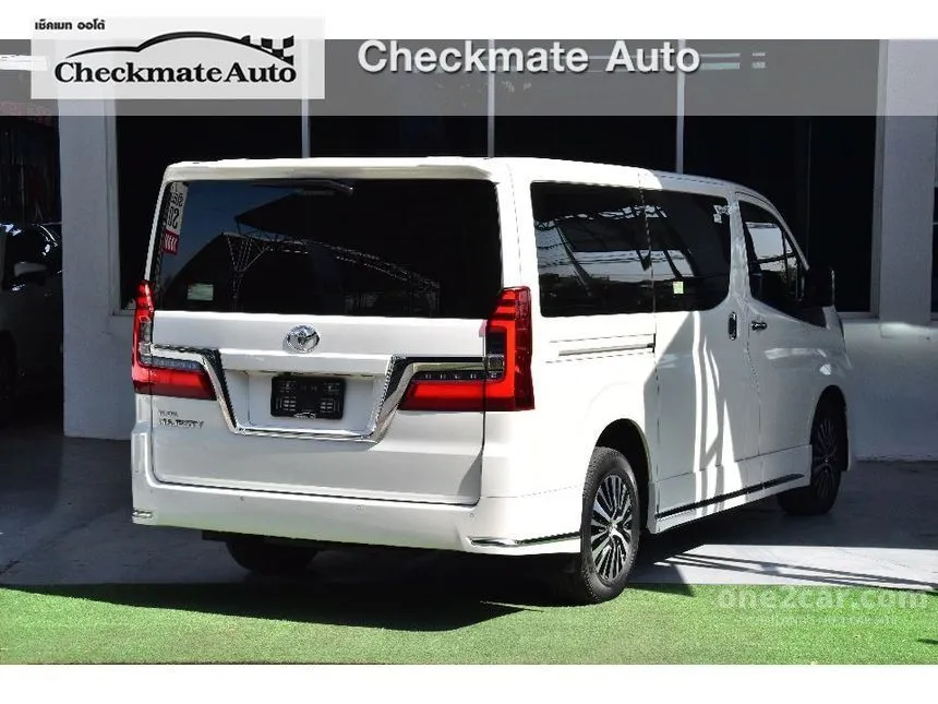 2020 Toyota Majesty Premium Van