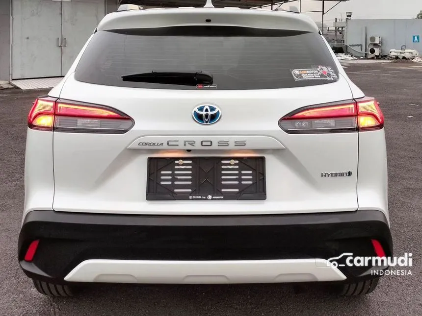 2024 Toyota Corolla Cross Hybrid Wagon