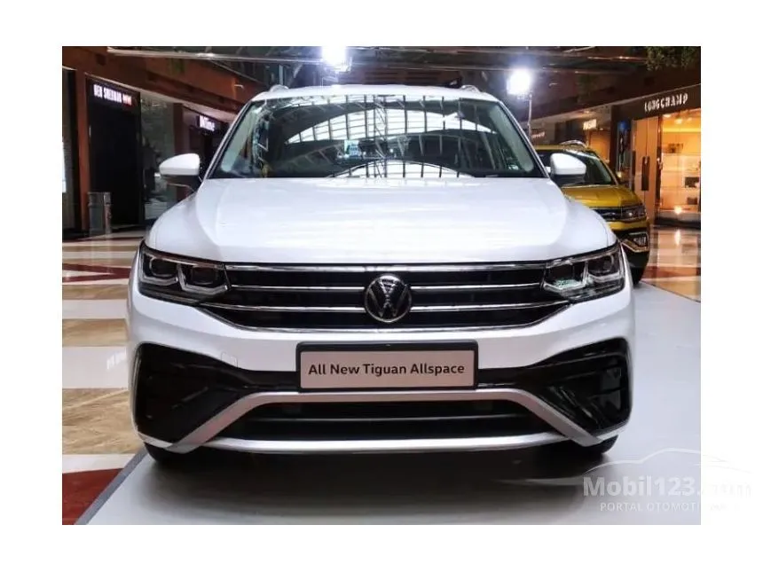 Jual Mobil Volkswagen Tiguan 2023 TSI ALLSPACE 1.4 di DKI Jakarta Automatic SUV Putih Rp 795.000.000
