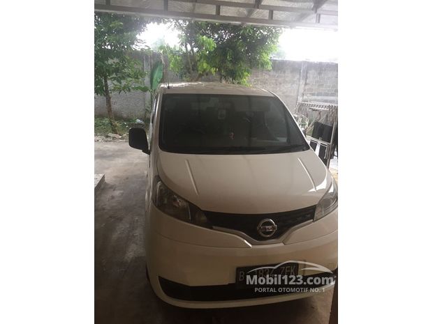  Nissan  Evalia Mobil  Bekas Baru dijual di Indonesia 