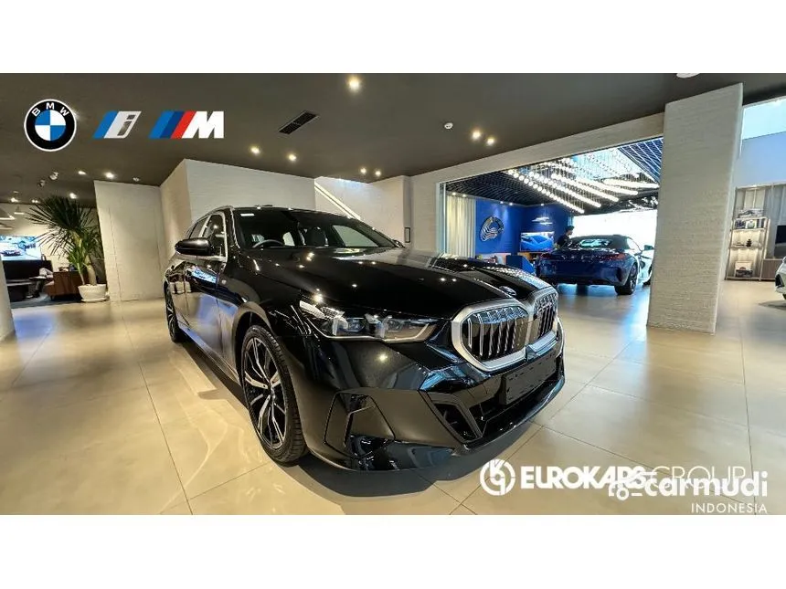 2024 BMW i5 eDrive40 Touring Sedan