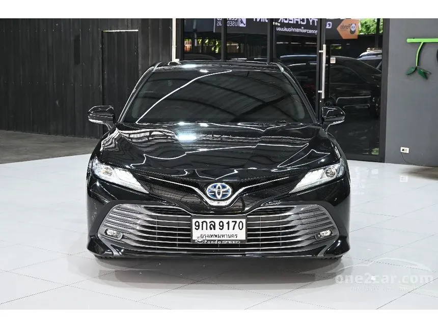 2020 Toyota CAMRY Hybrid Sedan