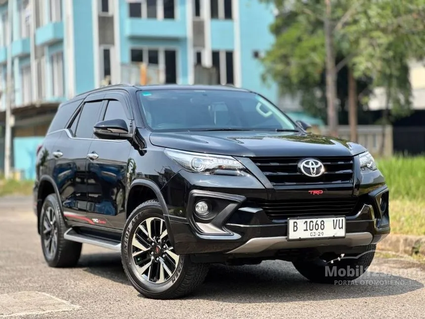 2019 Toyota Fortuner SRZ TRD 4X2 SUV
