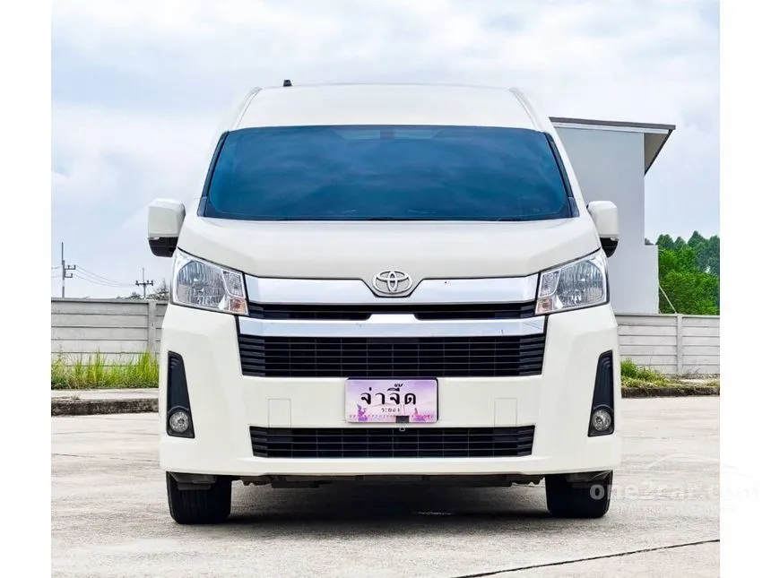 2020 Toyota Commuter Van
