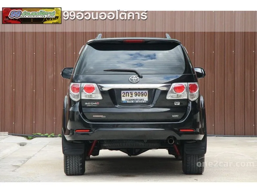 2012 Toyota FORTUNER V SUV