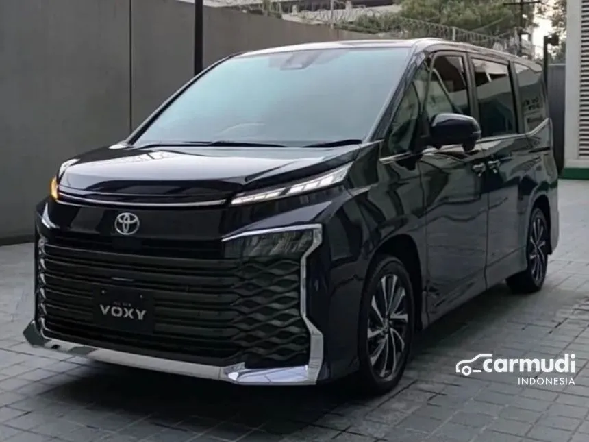 2024 Toyota Voxy Van Wagon