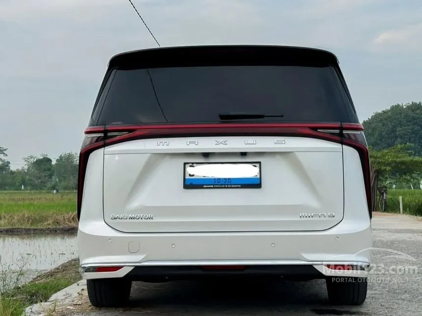 2026 MAXUS MIFA-9 Premium MPV