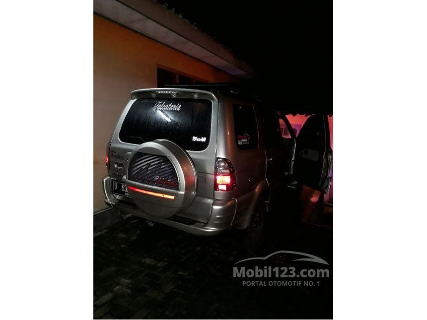 Jual Mobil Isuzu Panther 2005 GRAND TOURING 2 5 di Jawa Jual Mobil Isuzu Panther 2005 GRAND TOURING 2 5 di Jawa