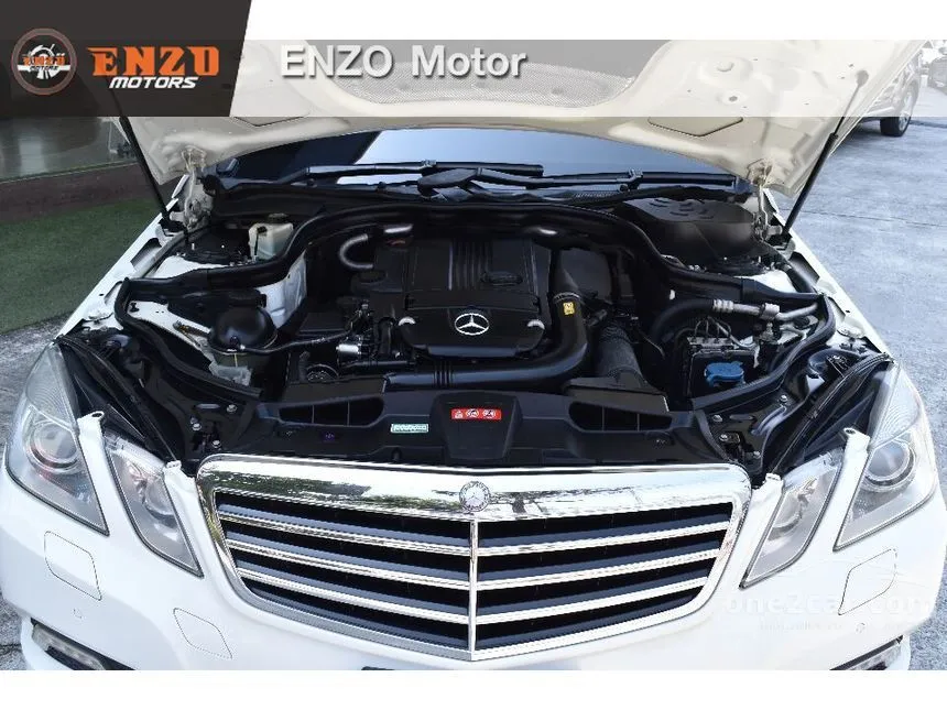 2010 Mercedes-Benz E250 CGI Avantgarde Sedan