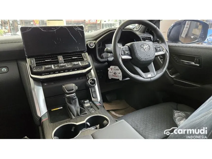 2025 Toyota Land Cruiser 300 GR-S 4X4 SUV