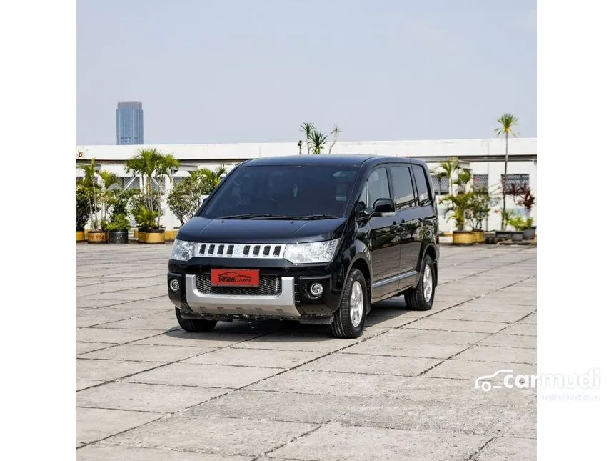 2015 Mitsubishi Delica D5 Van Wagon