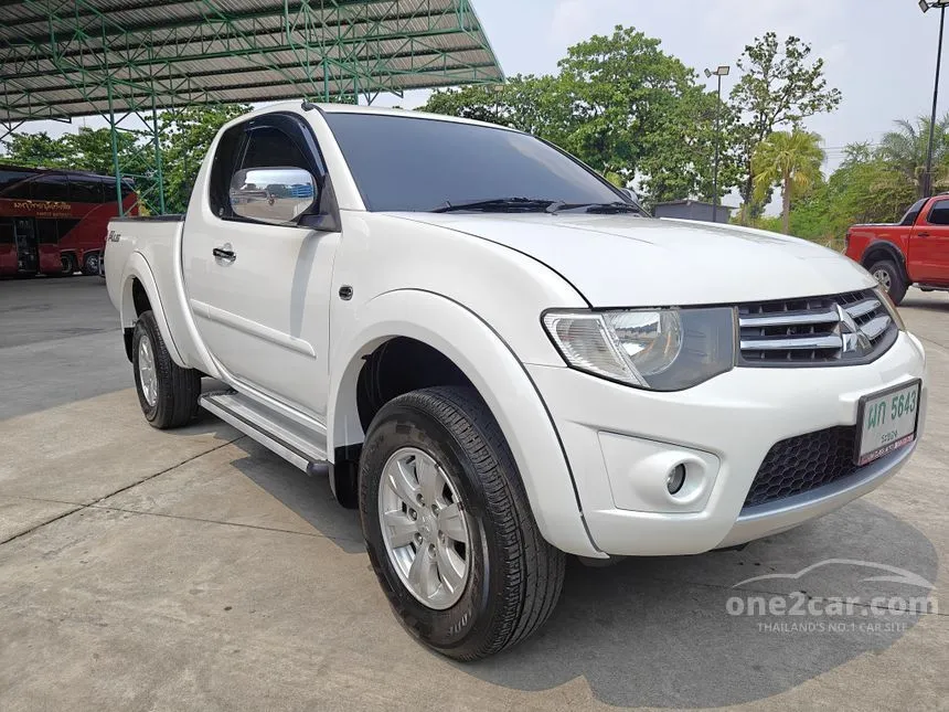 2014 Mitsubishi TRITON GLS Plus Mega Cab Pickup