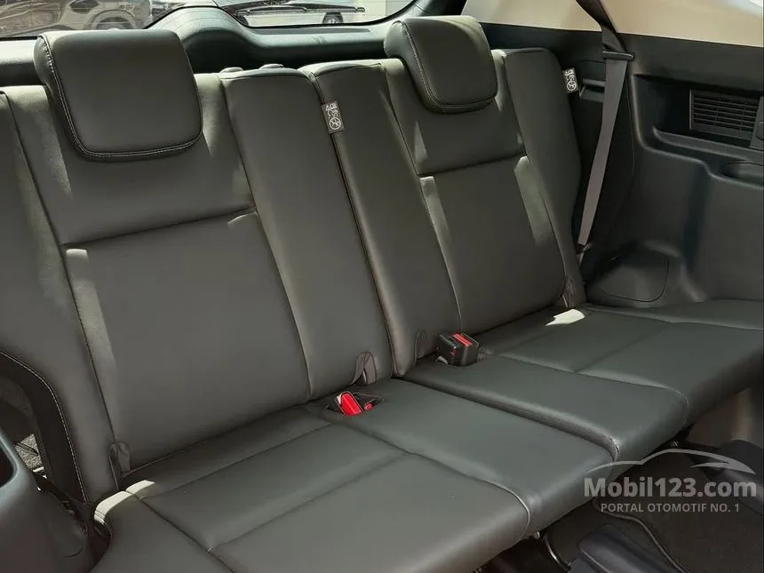 2025 Toyota Kijang Innova Zenix Q HV TSS Modellista (Non Premium Color) MPV