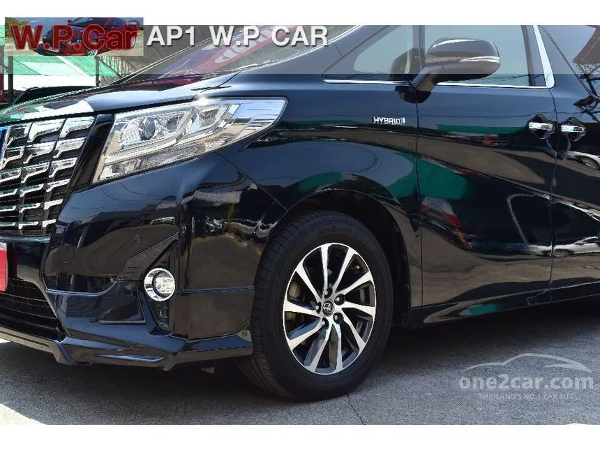 2017 Toyota Alphard HYBRID E-Four Van