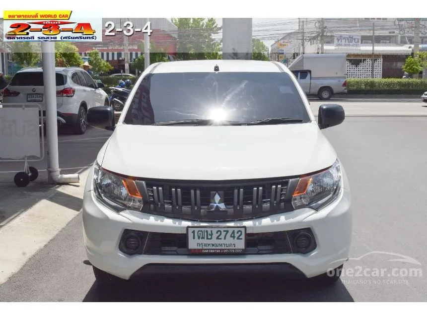2016 Mitsubishi TRITON GL Mega Cab Pickup