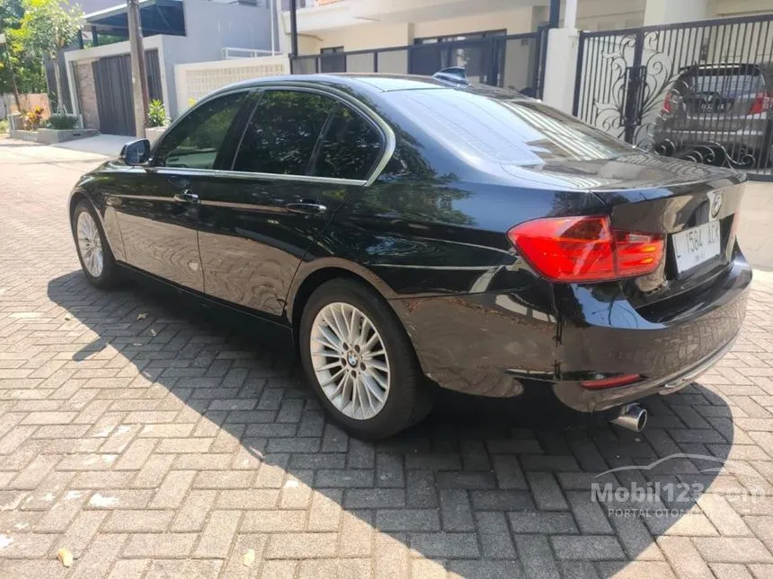 2013 BMW 320i Sport Sedan
