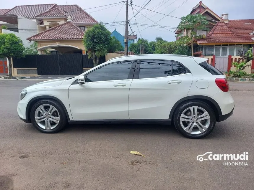 2015 Mercedes-Benz GLA200 Urban SUV