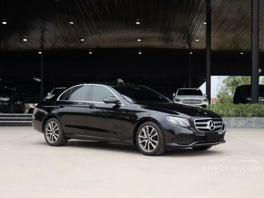 2020 Mercedes-Benz E300 e Avantgarde Sedan