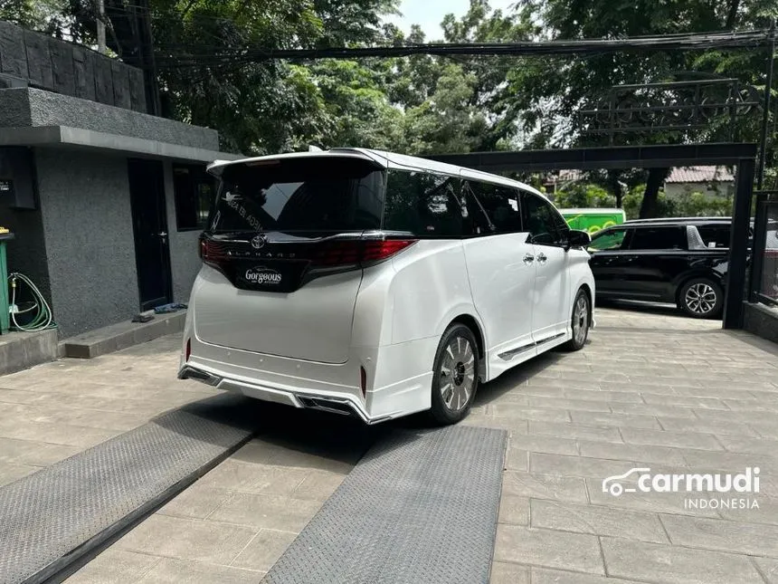 2024 Toyota Alphard G MPV