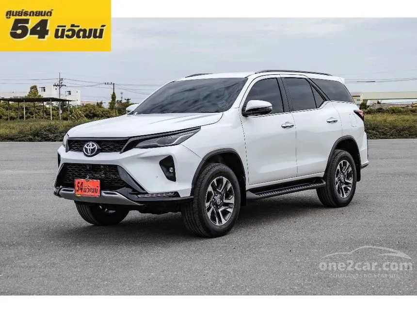 2022 Toyota FORTUNER Leader V SUV