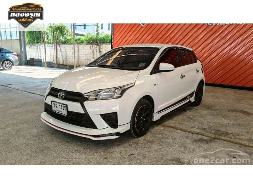 2017 Toyota YARIS J Hatchback