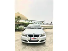 2010 BMW 320i 2.0 Sedan
