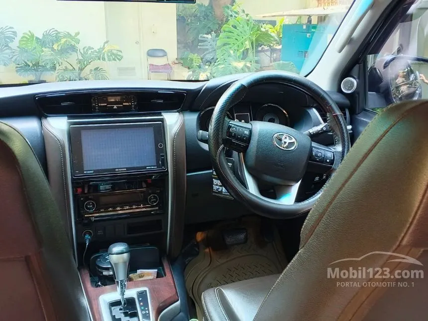 2016 Toyota Fortuner VRZ 4X2 SUV