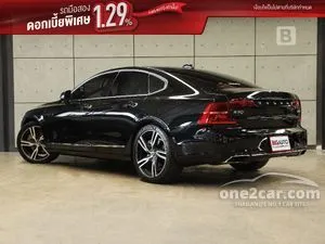 2018 Volvo S90 2.0 T8 Inscription Sedan