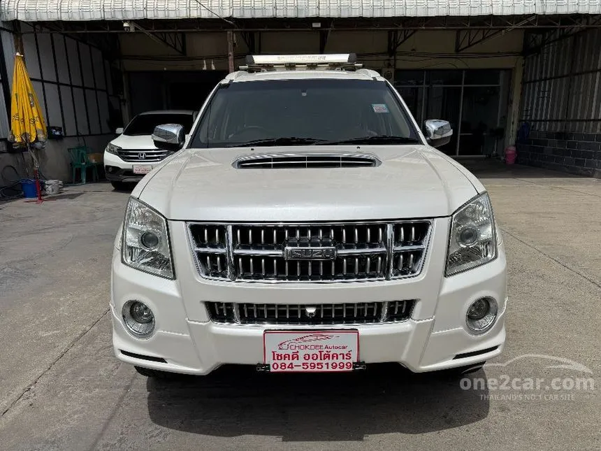 2011 Isuzu MU-7 Primo SUV