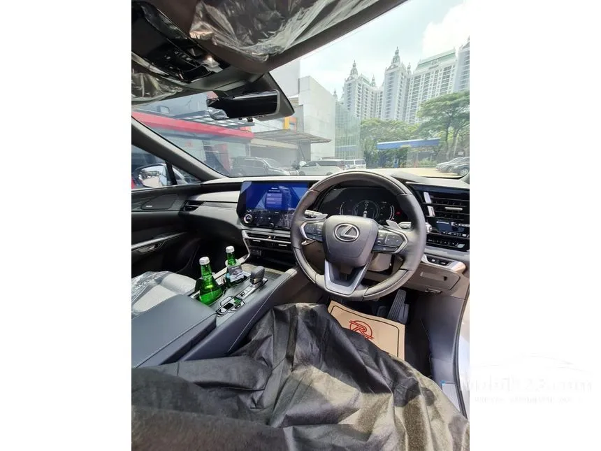 2023 Lexus RX350h Luxury Wagon