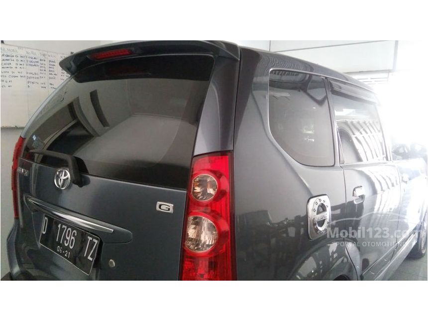 Jual Mobil  Toyota Avanza  2010  G 1 3 di Jawa Barat 