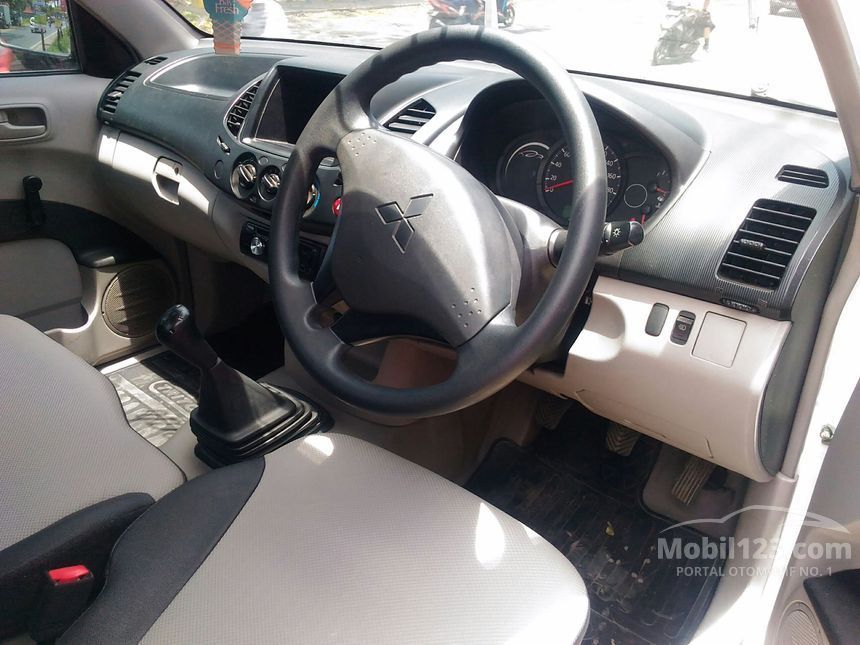Jual Mobil Mitsubishi Strada Triton 2013 GLX 2.5 di Jawa ... Jual Mobil Mitsubishi Strada Triton 2013 GLX 2.5 di Jawa ...