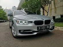 2015 BMW 320i 2.0 Luxury Sedan