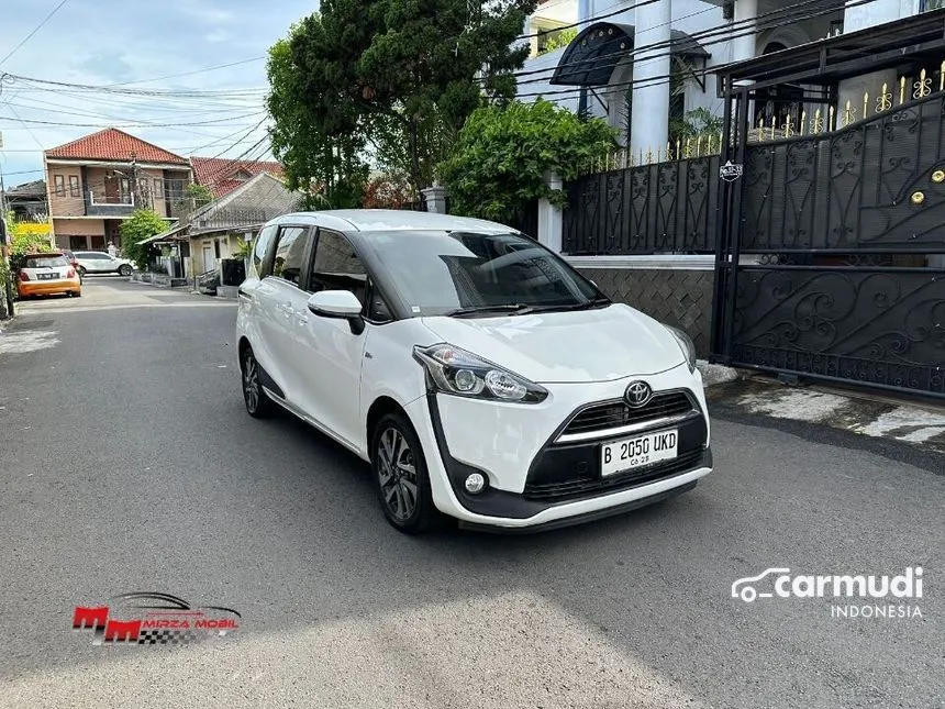 Jual Mobil Toyota Sienta 2018 V 1.5 di Jawa Barat Automatic MPV Putih Rp 175.000.000