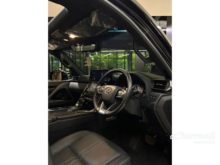 2023 Lexus LX 600 VIP SUV