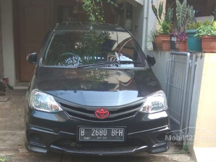 Jual Mobil Toyota Etios Valco 2019  TOM S Edition 1 2 di 