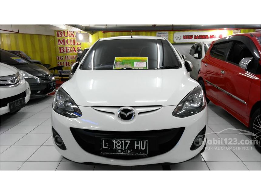 Jual Mobil  Mazda 2  2013 R 1 5 di Jawa Timur Automatic 