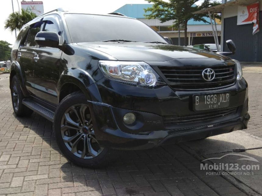 Jual Mobil  Toyota  Fortuner  2012 G TRD 2 5 di Jawa Barat 