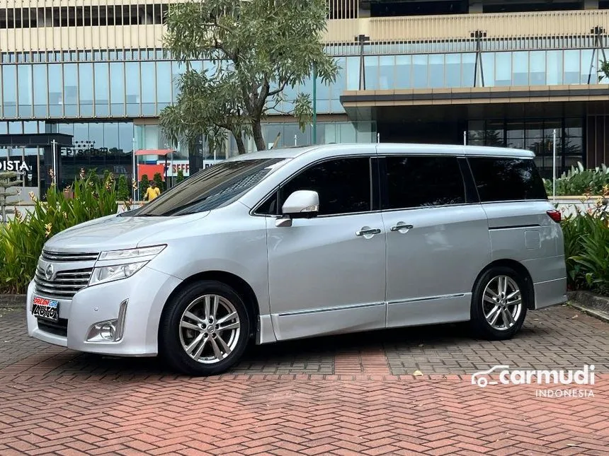 2013 Nissan Elgrand Highway Star MPV