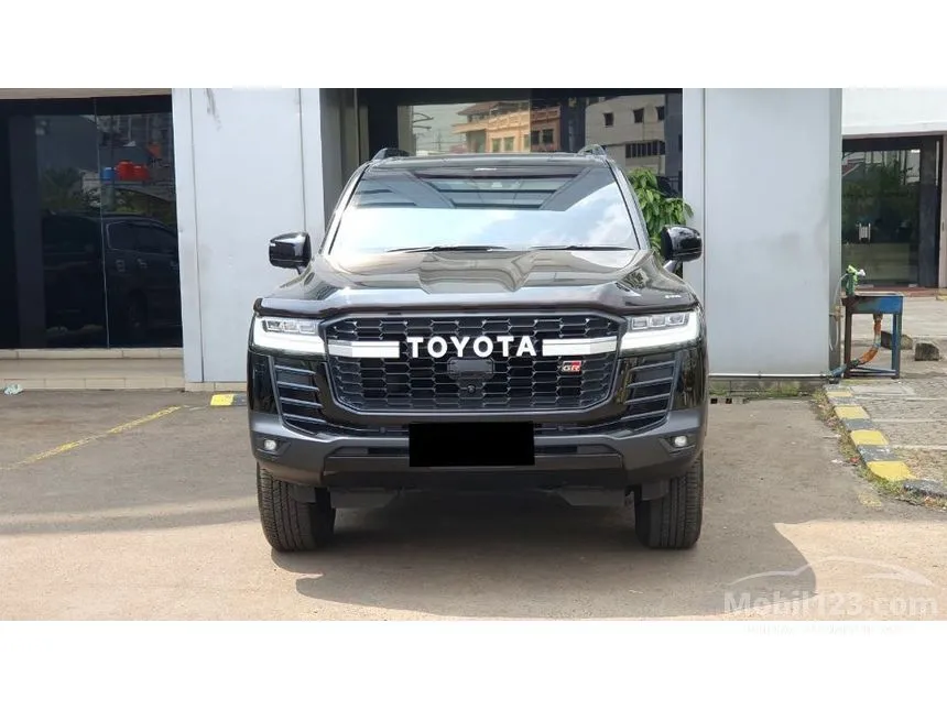 2023 Toyota Land Cruiser 300 GR-S SUV