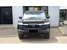 2023 Toyota Land Cruiser 3.3 300 GR-S SUV TSS AT Hitam Metalik NIK 2023 [ LOW KM 24RB ]