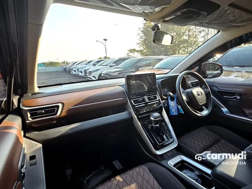 2025 Toyota Kijang Innova Zenix G HV (Non Premium Color) MPV
