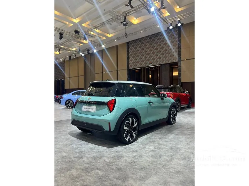 2025 MINI Cooper S 3 Door Hatchback