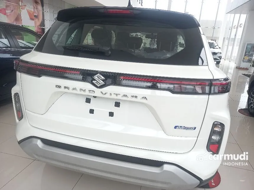 2024 Suzuki Grand Vitara GX (Two Tone) SUV