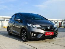 Honda Jazz RS Cvt AT 2017 Abu Metalik TV Floating - Tangan 1 daribaru - Service Record - TDP 39 Juta bisa nego - MURAH