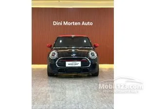 2017 MINI Cooper 2.0 S John Cooper Works 3 Door Hatchback