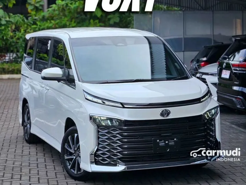 Jual Mobil Toyota Voxy 2024 2.0 di Banten Automatic Van Wagon Putih Rp 590.000.000